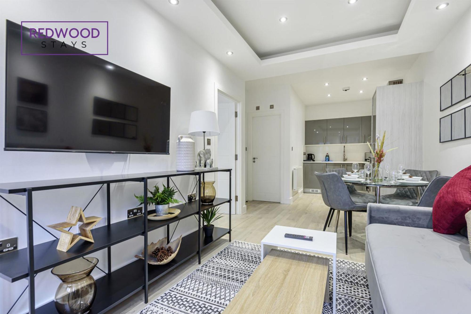 1 Bed 1 Bath Town Center Apartments For Corporates & Contractors, Wifi, Netflix And Parking On Selected Units By Redwood Stays Aldershot Zewnętrze zdjęcie
