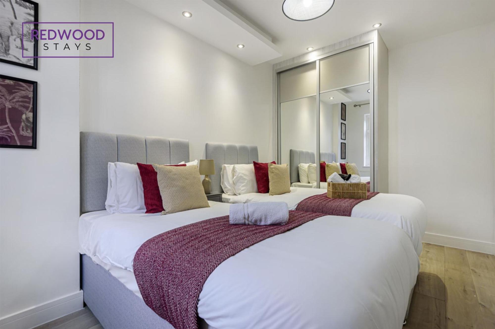 1 Bed 1 Bath Town Center Apartments For Corporates & Contractors, Wifi, Netflix And Parking On Selected Units By Redwood Stays Aldershot Zewnętrze zdjęcie