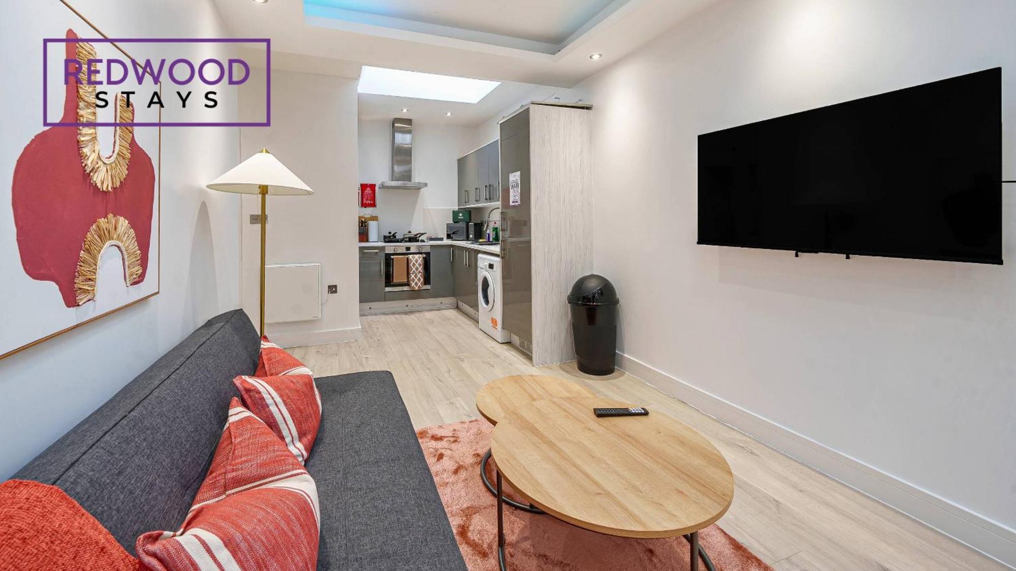 1 Bed 1 Bath Town Center Apartments For Corporates & Contractors, Wifi, Netflix And Parking On Selected Units By Redwood Stays Aldershot Zewnętrze zdjęcie